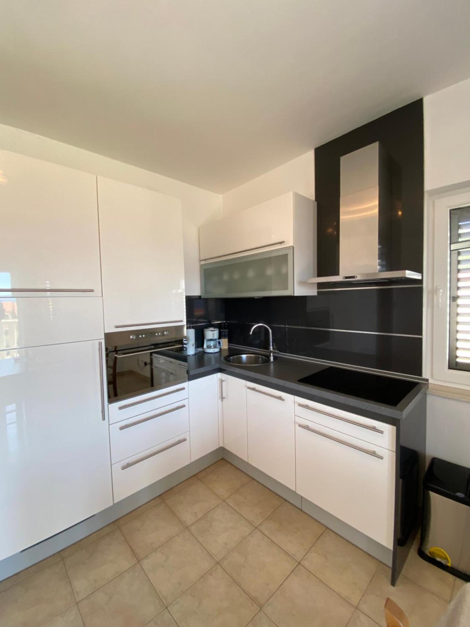 Apartments Lovely Croatia Бол Екстер'єр фото