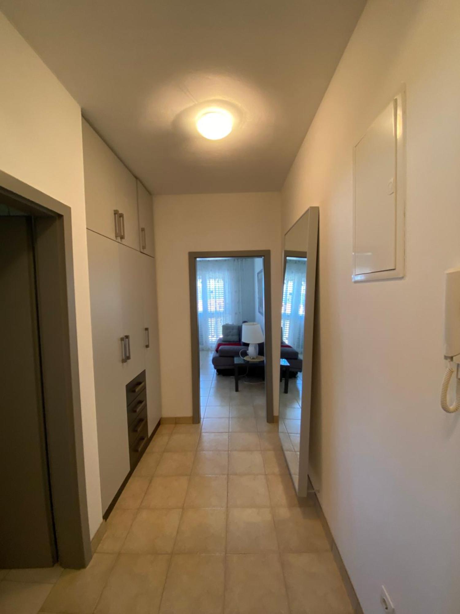 Apartments Lovely Croatia Бол Екстер'єр фото