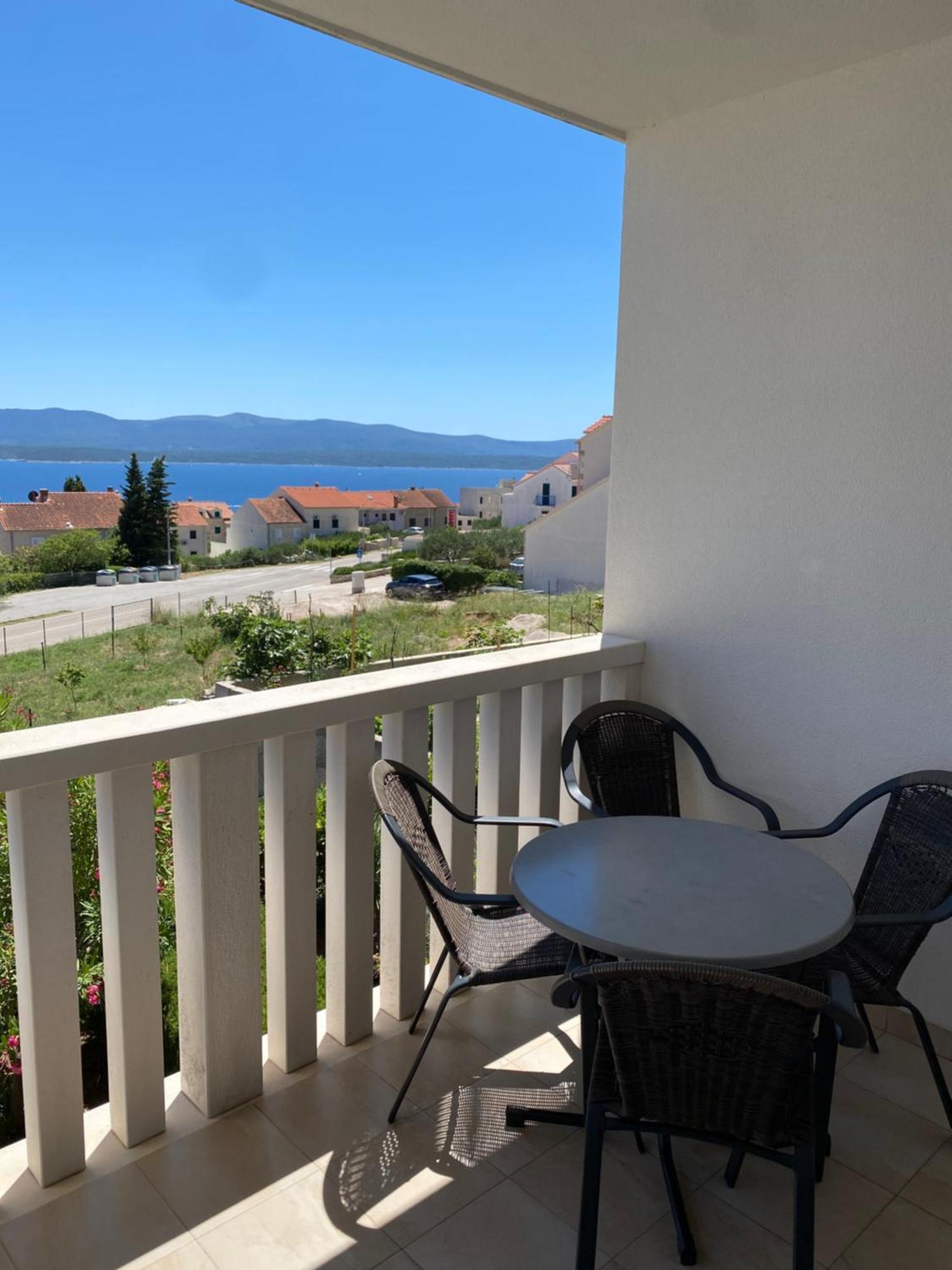 Apartments Lovely Croatia Бол Екстер'єр фото
